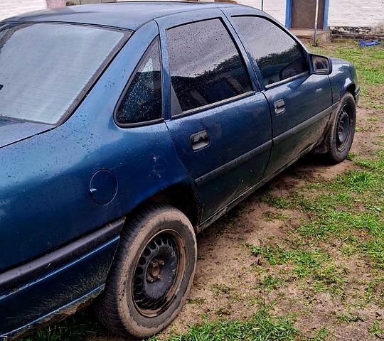 Опель Вектра, объемом двигателя 1.8 л и пробегом 0 тыс. км за 950 $, фото 1 на Automoto.ua