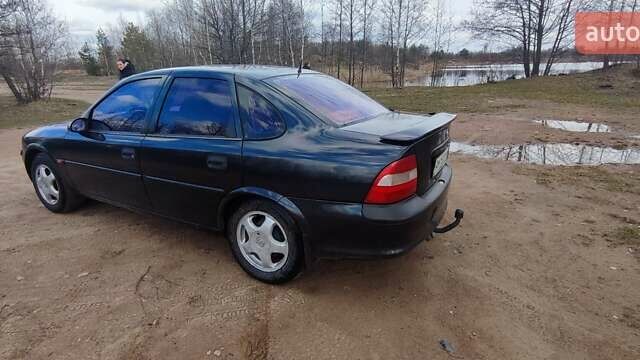 Опель Вектра, объемом двигателя 1.6 л и пробегом 312 тыс. км за 3500 $, фото 26 на Automoto.ua