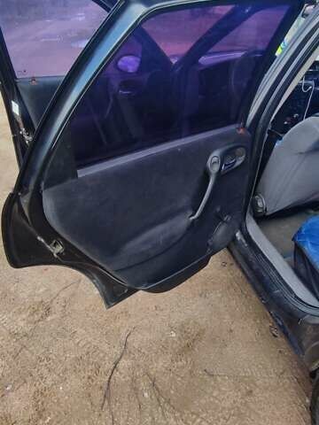 Опель Вектра, объемом двигателя 1.6 л и пробегом 312 тыс. км за 3500 $, фото 3 на Automoto.ua