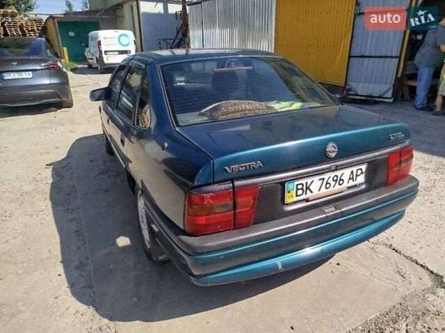 Опель Вектра 1995 в Ровно на Automoto.ua Опель Вектра, объемом двигателя 0 л и пробегом 361 тыс. км за 2200 $, фото 1 на Automoto.ua