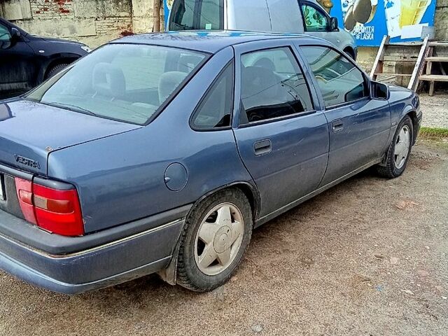 Опель Вектра, объемом двигателя 20 л и пробегом 340 тыс. км за 1550 $, фото 2 на Automoto.ua