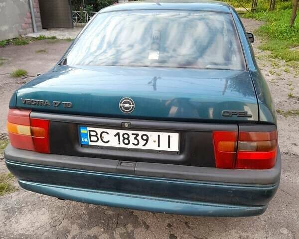 Опель Вектра, объемом двигателя 1.7 л и пробегом 100 тыс. км за 1600 $, фото 2 на Automoto.ua