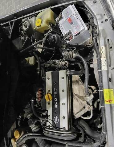 Опель Вектра, об'ємом двигуна 2 л та пробігом 274 тис. км за 2150 $, фото 9 на Automoto.ua