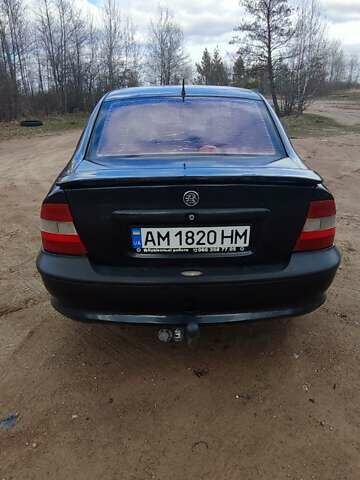 Опель Вектра, объемом двигателя 1.6 л и пробегом 312 тыс. км за 3500 $, фото 1 на Automoto.ua