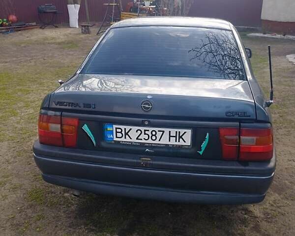 Опель Вектра, объемом двигателя 1.6 л и пробегом 252 тыс. км за 2000 $, фото 8 на Automoto.ua
