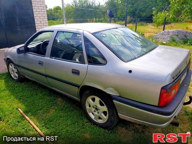 Опель Вектра, объемом двигателя 2.5 л и пробегом 300 тыс. км за 1500 $, фото 2 на Automoto.ua