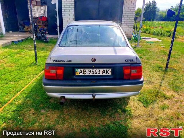 Опель Вектра, объемом двигателя 2.5 л и пробегом 300 тыс. км за 1500 $, фото 1 на Automoto.ua