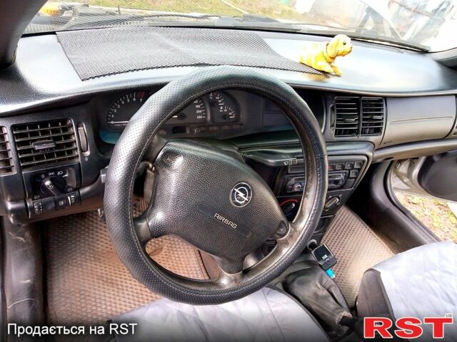 Опель Вектра, объемом двигателя 18 л и пробегом 0 тыс. км за 2400 $, фото 5 на Automoto.ua