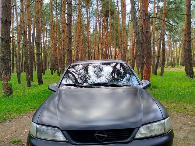 Опель Вектра, объемом двигателя 2 л и пробегом 232 тыс. км за 2599 $, фото 5 на Automoto.ua