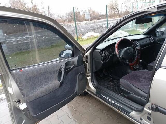 Опель Вектра, об'ємом двигуна 0 л та пробігом 443 тис. км за 2500 $, фото 6 на Automoto.ua