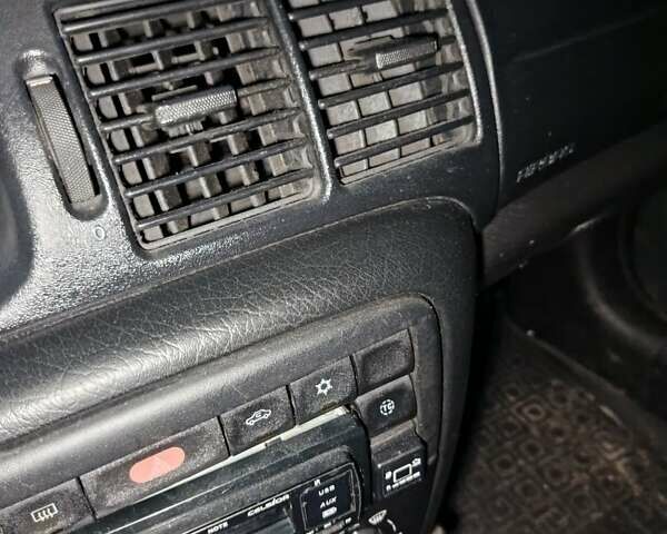 Опель Вектра, объемом двигателя 1.9 л и пробегом 900 тыс. км за 1000 $, фото 3 на Automoto.ua