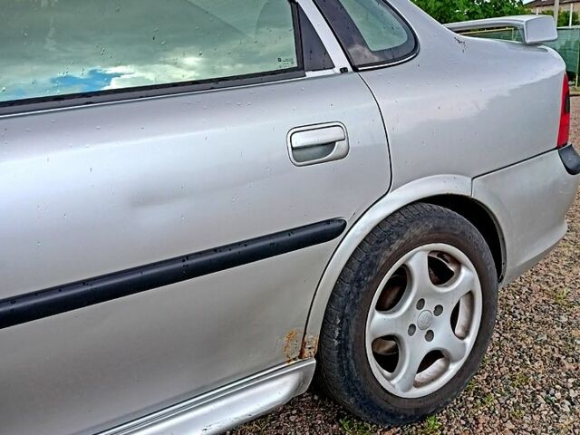 Опель Вектра, об'ємом двигуна 1.6 л та пробігом 303 тис. км за 2300 $, фото 1 на Automoto.ua