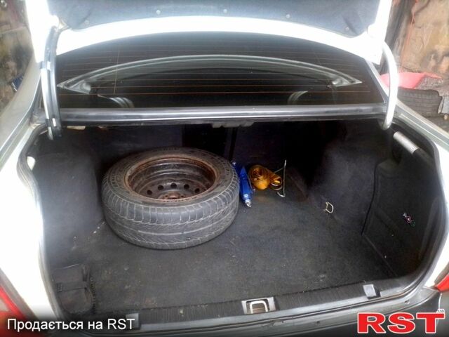 Опель Вектра, объемом двигателя 18 л и пробегом 330 тыс. км за 3150 $, фото 12 на Automoto.ua