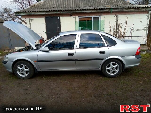 Опель Вектра, объемом двигателя 18 л и пробегом 0 тыс. км за 2400 $, фото 9 на Automoto.ua