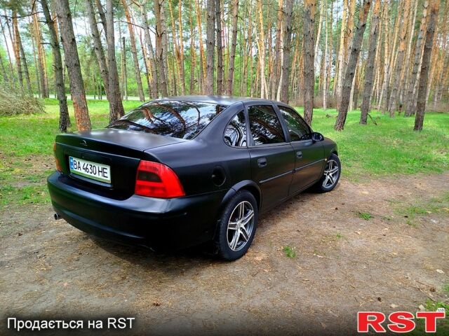 Опель Вектра, объемом двигателя 2 л и пробегом 232 тыс. км за 2599 $, фото 7 на Automoto.ua