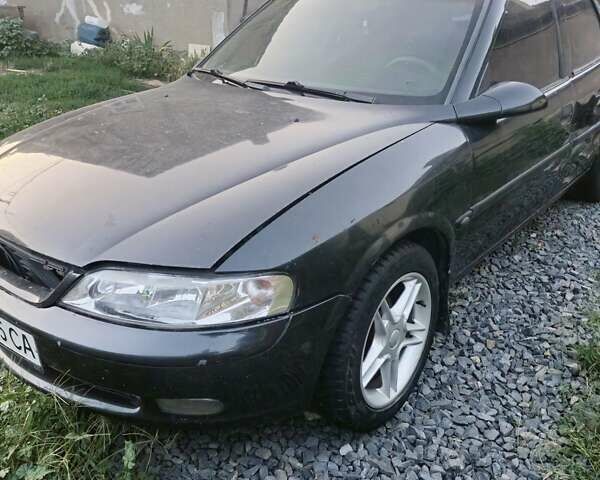 Опель Вектра, объемом двигателя 1.8 л и пробегом 230 тыс. км за 2300 $, фото 1 на Automoto.ua