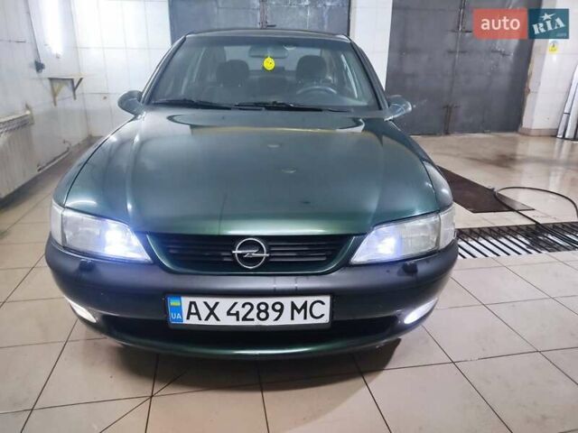 Опель Вектра, объемом двигателя 1.8 л и пробегом 280 тыс. км за 2200 $, фото 1 на Automoto.ua