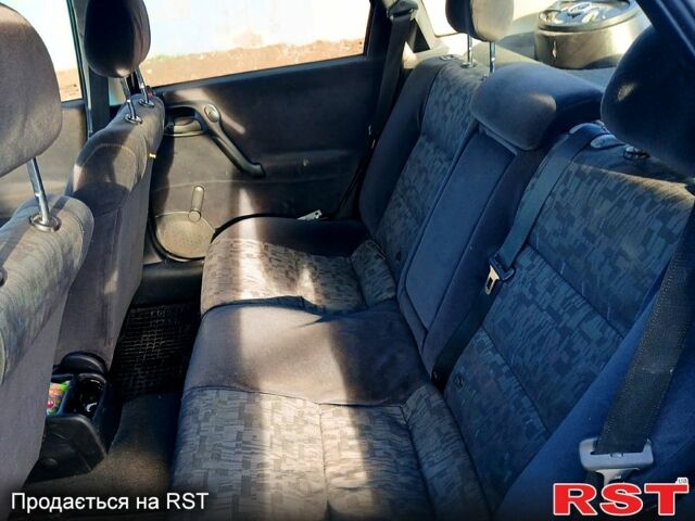 Опель Вектра, объемом двигателя 16 л и пробегом 200 тыс. км за 2200 $, фото 8 на Automoto.ua