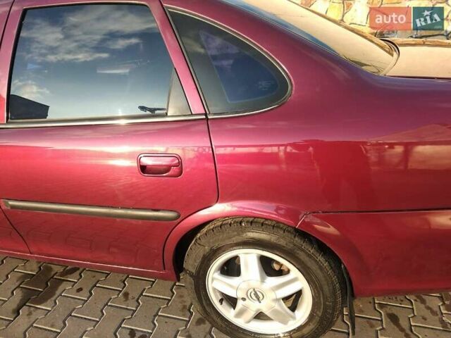 Опель Вектра, объемом двигателя 2 л и пробегом 337 тыс. км за 3500 $, фото 14 на Automoto.ua