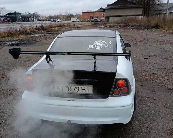 Опель Вектра, об'ємом двигуна 2.02 л та пробігом 350 тис. км за 2450 $, фото 3 на Automoto.ua