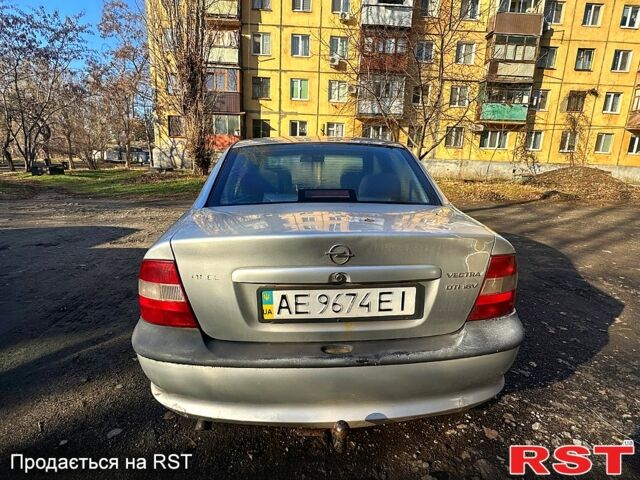 Опель Вектра, объемом двигателя 20 л и пробегом 298 тыс. км за 2200 $, фото 1 на Automoto.ua