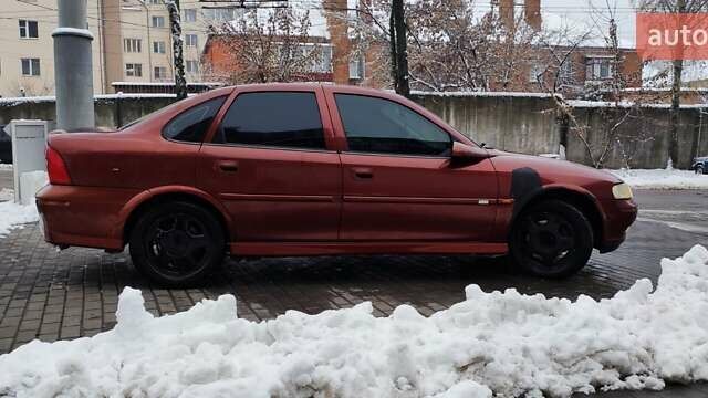 Опель Вектра, объемом двигателя 1.8 л и пробегом 250 тыс. км за 3500 $, фото 6 на Automoto.ua