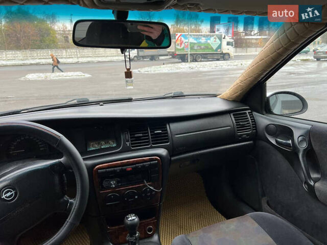 Опель Вектра, объемом двигателя 1.6 л и пробегом 360 тыс. км за 2850 $, фото 14 на Automoto.ua