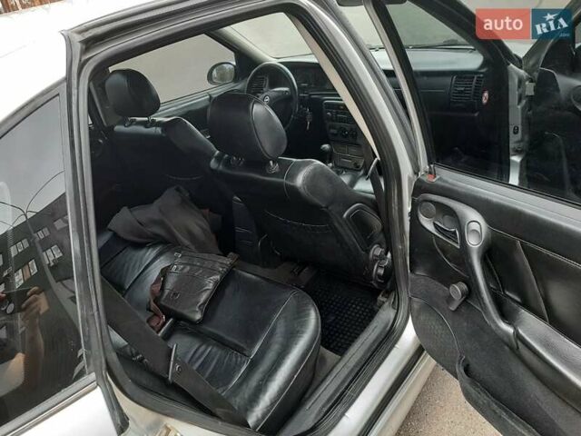 Опель Вектра, об'ємом двигуна 2.5 л та пробігом 280 тис. км за 3500 $, фото 5 на Automoto.ua