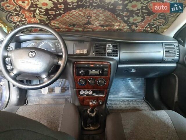 Опель Вектра, объемом двигателя 2 л и пробегом 273 тыс. км за 4200 $, фото 7 на Automoto.ua