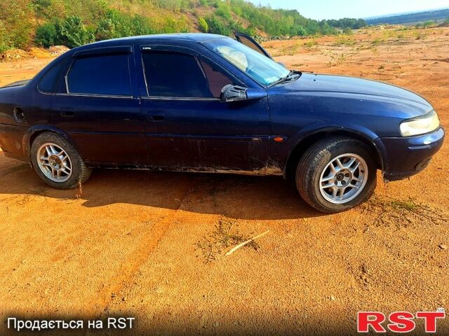 Опель Вектра, объемом двигателя 18 л и пробегом 0 тыс. км за 2000 $, фото 4 на Automoto.ua