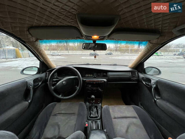 Опель Вектра, объемом двигателя 1.6 л и пробегом 360 тыс. км за 2850 $, фото 16 на Automoto.ua