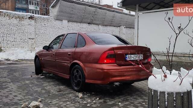Опель Вектра, объемом двигателя 1.8 л и пробегом 250 тыс. км за 3500 $, фото 3 на Automoto.ua