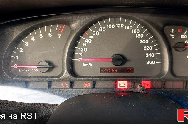 Опель Вектра, об'ємом двигуна 20 л та пробігом 224 тис. км за 2500 $, фото 9 на Automoto.ua