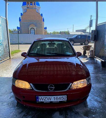 Опель Вектра, объемом двигателя 1.6 л и пробегом 200 тыс. км за 500 $, фото 3 на Automoto.ua