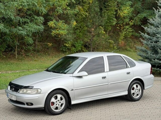 Опель Вектра, объемом двигателя 1.6 л и пробегом 308 тыс. км за 2850 $, фото 2 на Automoto.ua