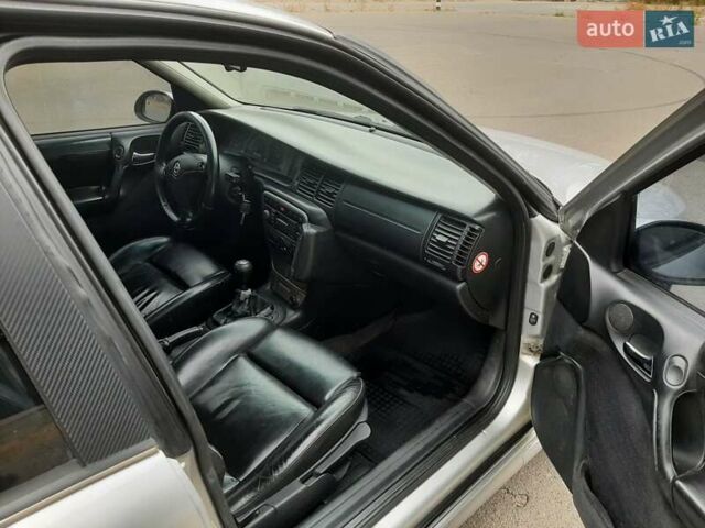 Опель Вектра, об'ємом двигуна 2.5 л та пробігом 280 тис. км за 3500 $, фото 4 на Automoto.ua