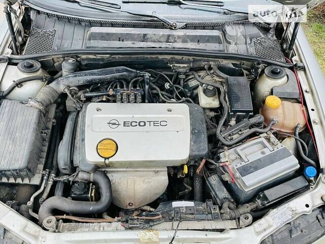 Опель Вектра, об'ємом двигуна 1.6 л та пробігом 377 тис. км за 2400 $, фото 4 на Automoto.ua