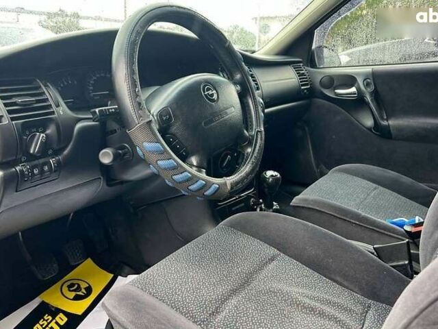Опель Вектра, об'ємом двигуна 0 л та пробігом 297 тис. км за 2700 $, фото 8 на Automoto.ua