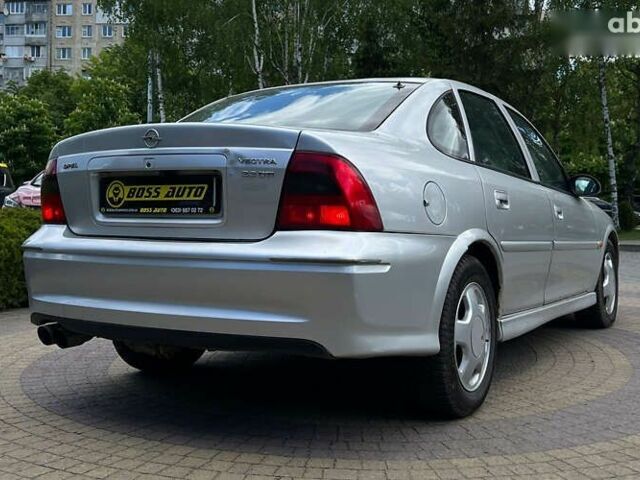 Опель Вектра, объемом двигателя 2.2 л и пробегом 251 тыс. км за 2999 $, фото 6 на Automoto.ua