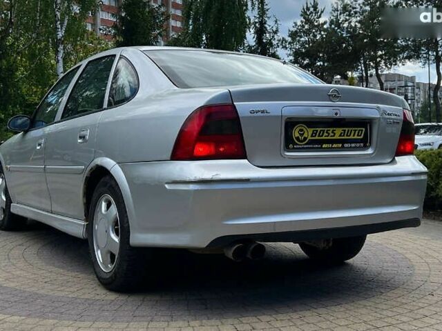Опель Вектра, объемом двигателя 2.2 л и пробегом 251 тыс. км за 2999 $, фото 4 на Automoto.ua