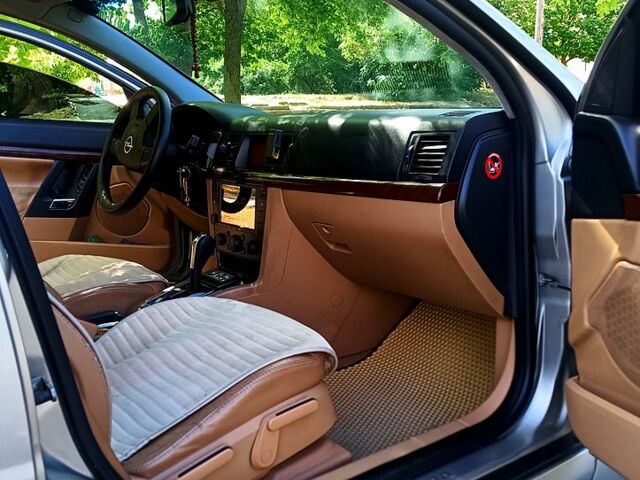 Опель Вектра, объемом двигателя 2.2 л и пробегом 365 тыс. км за 4400 $, фото 2 на Automoto.ua