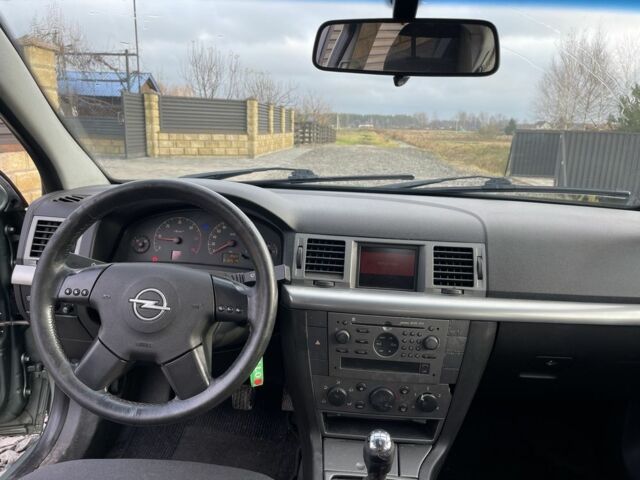 Опель Вектра, объемом двигателя 2 л и пробегом 330 тыс. км за 1450 $, фото 5 на Automoto.ua