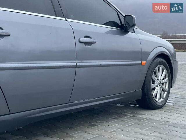 Опель Вектра, объемом двигателя 2.2 л и пробегом 387 тыс. км за 3500 $, фото 7 на Automoto.ua