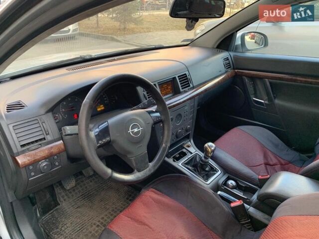 Опель Вектра, объемом двигателя 2 л и пробегом 300 тыс. км за 2550 $, фото 7 на Automoto.ua