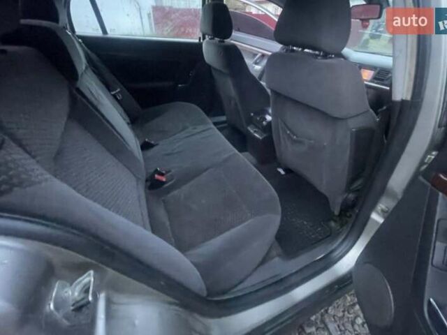 Опель Вектра, об'ємом двигуна 2 л та пробігом 330 тис. км за 2750 $, фото 6 на Automoto.ua