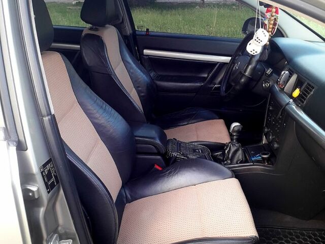 Опель Вектра, объемом двигателя 2.2 л и пробегом 309 тыс. км за 4300 $, фото 7 на Automoto.ua