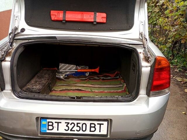 Опель Вектра, об'ємом двигуна 2.2 л та пробігом 0 тис. км за 4500 $, фото 1 на Automoto.ua