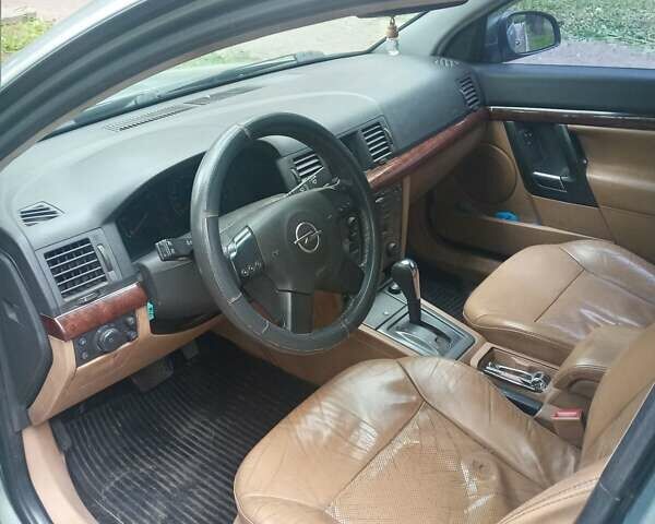 Опель Вектра, объемом двигателя 2.2 л и пробегом 472 тыс. км за 6500 $, фото 3 на Automoto.ua