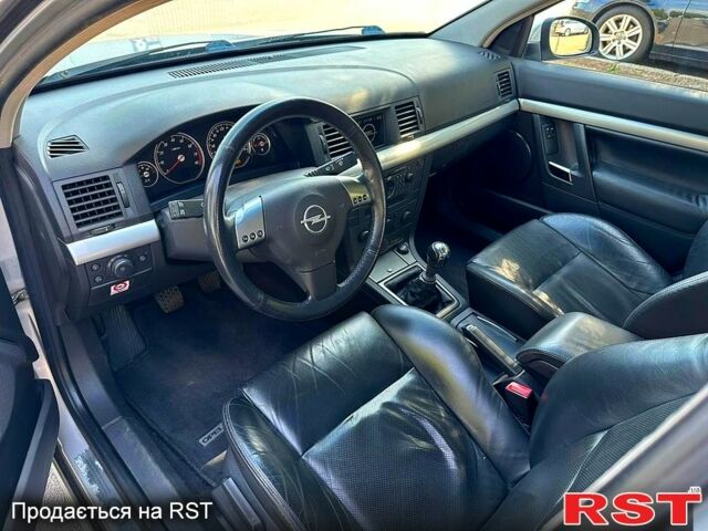 Опель Вектра, об'ємом двигуна 3.2 л та пробігом 147 тис. км за 1700 $, фото 5 на Automoto.ua