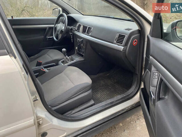 Опель Вектра, об'ємом двигуна 0 л та пробігом 250 тис. км за 2300 $, фото 1 на Automoto.ua